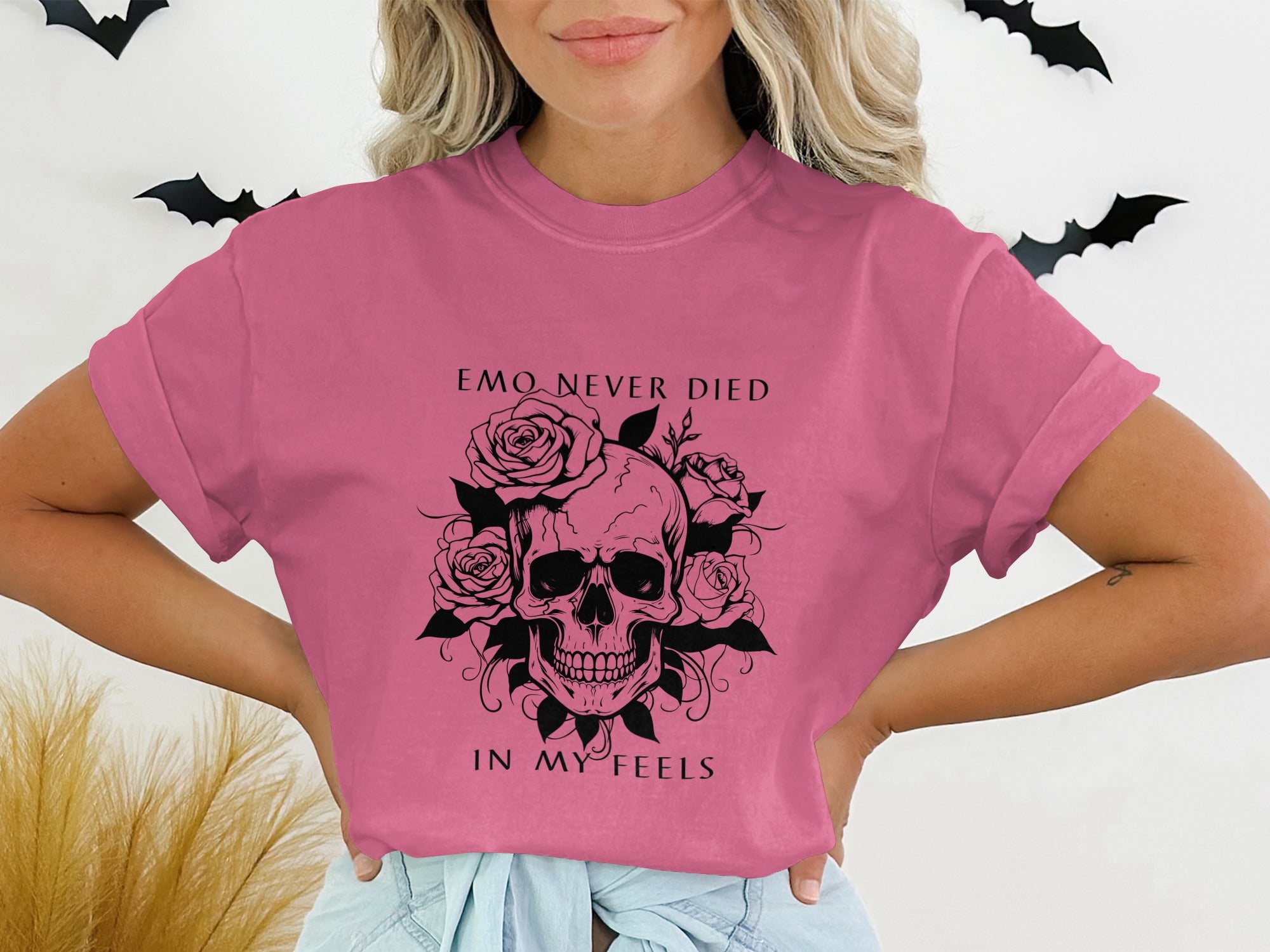 Emo Never Died In My Feels Graphic T-Shirt