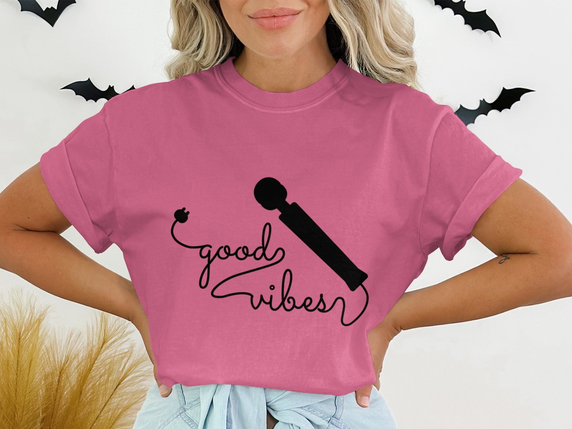 Good Vibes Microphone Graphic Pink T-Shirt