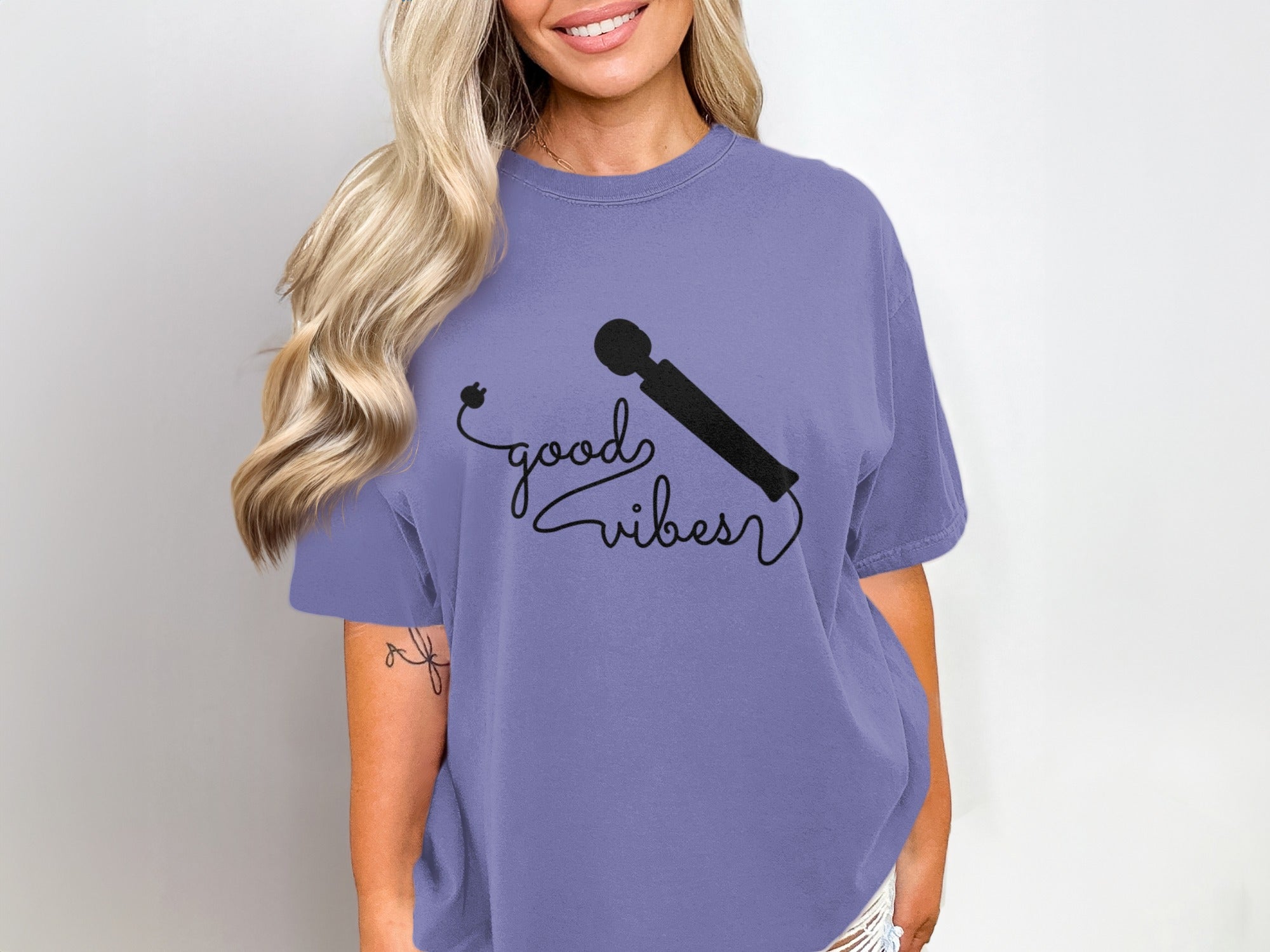Good Vibes Microphone Graphic T-Shirt