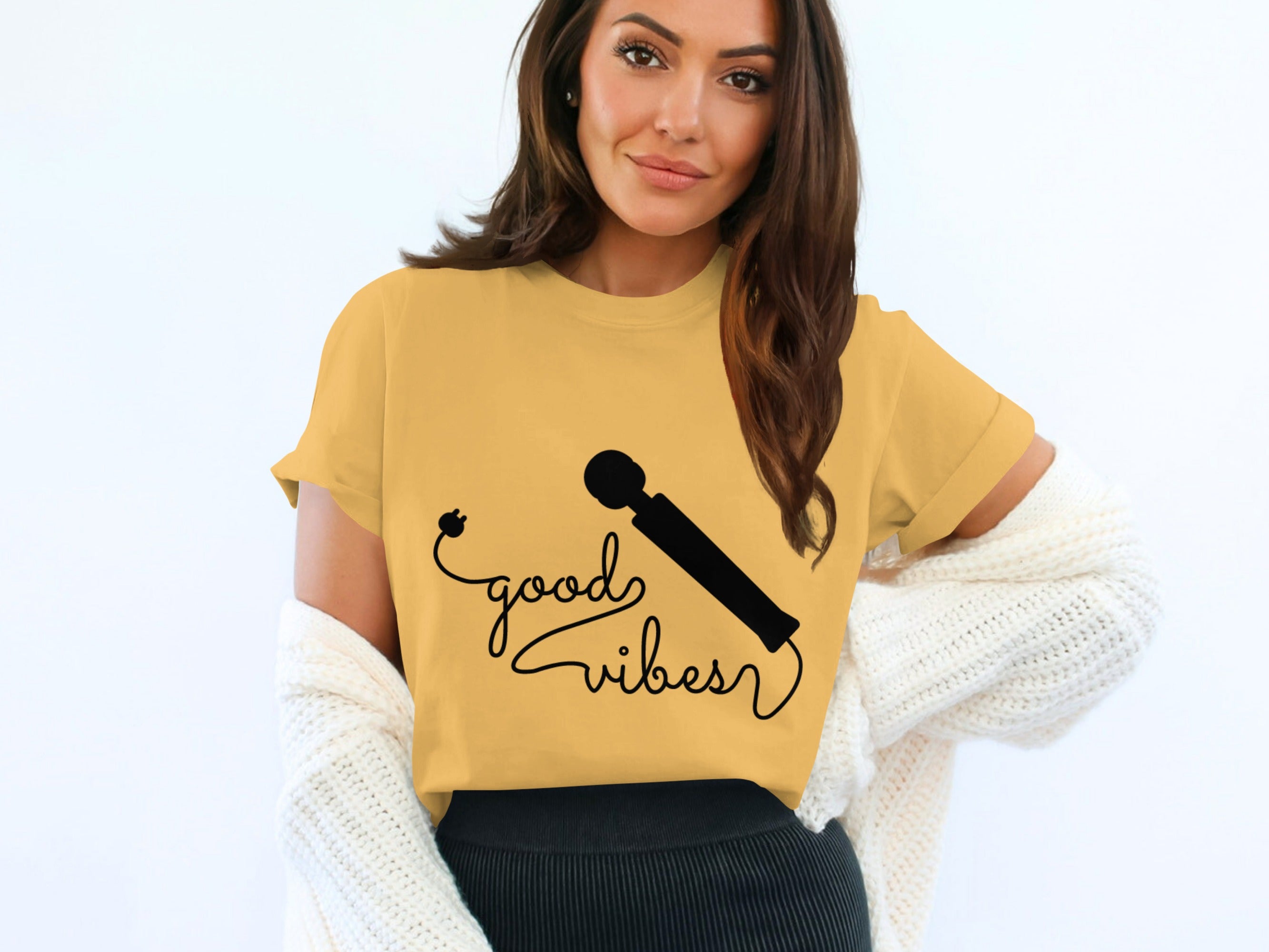 Good Vibes Microphone Graphic Women's Shirt
